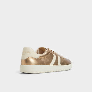 Chicsneaker