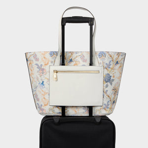 Traveltote